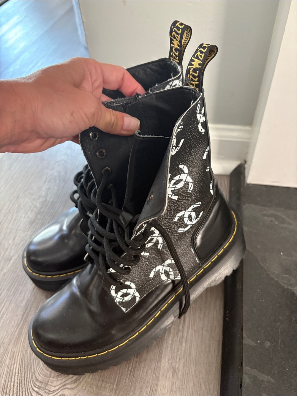Dr. Martens Black Lace-Up Platform Kids Boots with White Logo Print - Picture 7 of 11